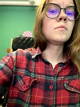 Snapshot of _CherryBloom_ chatting on September 17, 2025, 12:29 pm  CherryBloom  online show from September 17, 2025, 12:29 pm