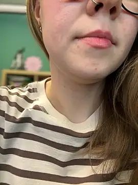 Snapshot of _CherryBloom_ chatting on September 20, 2025, 12:06 pm  CherryBloom  online show from September 20, 2025, 12:06 pm