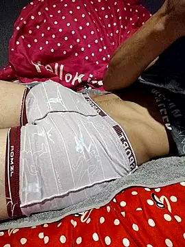 Snapshot of DavidForLife8 chatting on November 6, 2025, 2:23 am DavidForLife8 online show from November 6, 2025, 2:23 am