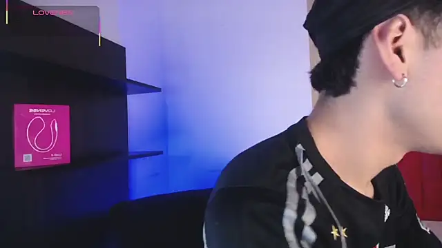 Ezra Storm online show from October 21, 2025, 4:57 am