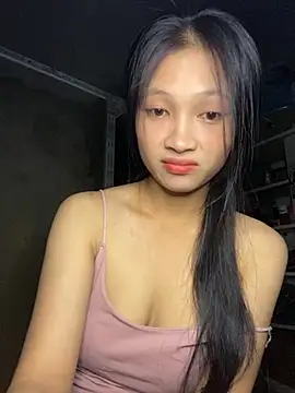 Snapshot of vyvy777 chatting on September 28, 2025, 4:34 pm vyvy777 online show from September 28, 2025, 4:34 pm