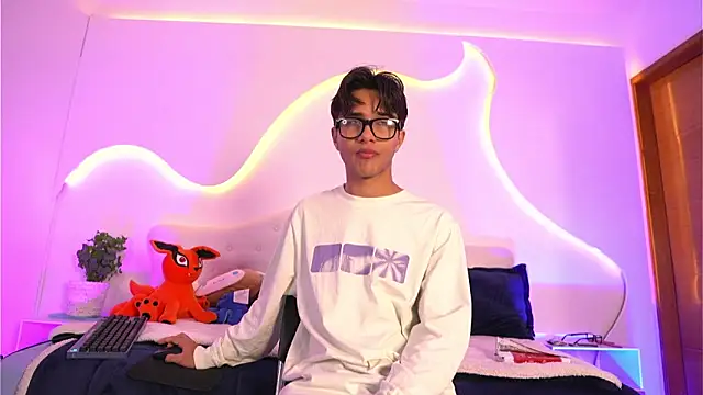 jin luna online show from November 20, 2025, 12:16 pm