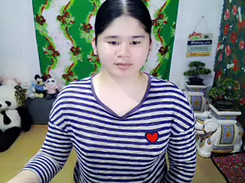 skinnygirl 69 online show from December 4, 2025, 4:48 pm