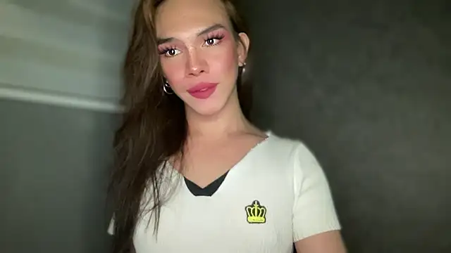 Snapshot of Misselliefayexxx chatting on November 7, 2025, 11:49 pm Misselliefayexxx online show from November 7, 2025, 11:49 pm