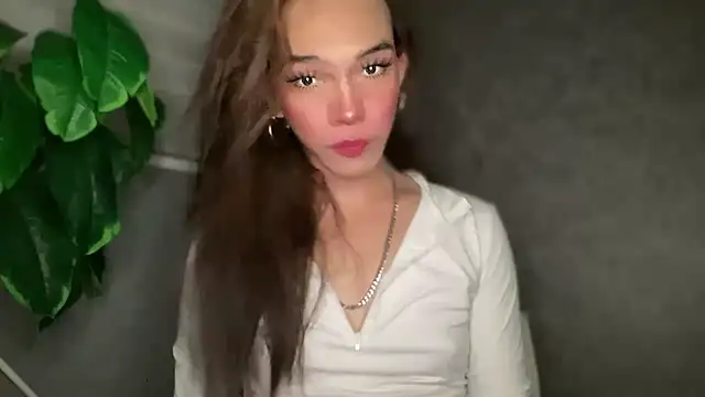 Snapshot of Misselliefayexxx chatting on December 16, 2025, 10:09 am Misselliefayexxx online show from December 16, 2025, 10:09 am