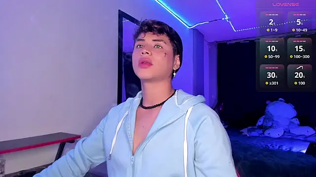 Snapshot of Jostin18 chatting on September 23, 2025, 3:20 am Jostin18 online show from September 23, 2025, 3:20 am