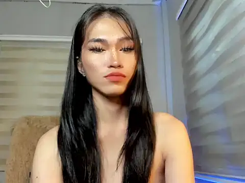 Snapshot of lovelychanel69xx chatting on September 17, 2025, 10:33 pm lovelychanel69xx online show from September 17, 2025, 10:33 pm