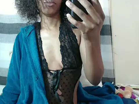 Snapshot of Sexsexyx chatting on January 14, 2025, 6:13 am Sexsexyx online show from January 14, 2025, 6:13 am