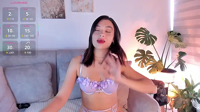 Estrer collins online show from February 20, 2026, 8:09 pm