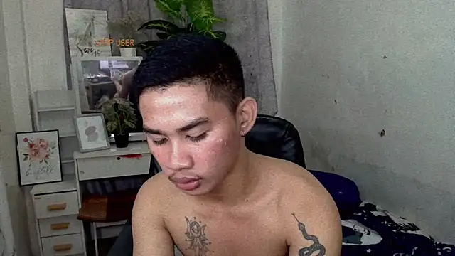 asianhardcock25 online show from September 12, 2025, 11:21 am