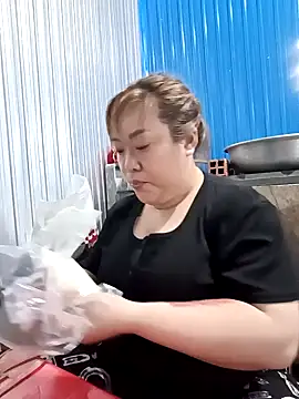 Cindy237st online show from November 23, 2025, 11:32 am