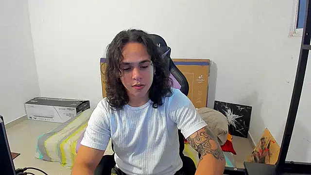 Maximiliano scoott   online show from October 26, 2025, 4:40 am