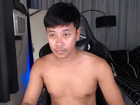 alexsuckable01 online show from March 12, 2026, 5:46 am