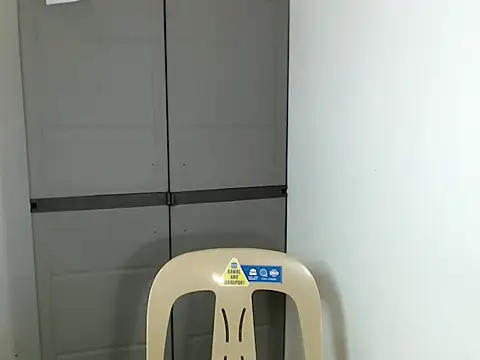 sweetiie caren online show from March 26, 2026, 12:50 am