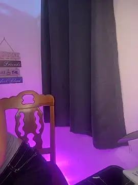 xo mixy online show from November 18, 2025, 2:43 pm