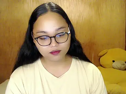 Snapshot of _Lylia chatting on September 12, 2025, 4:18 pm Lylia online show from September 12, 2025, 4:18 pm