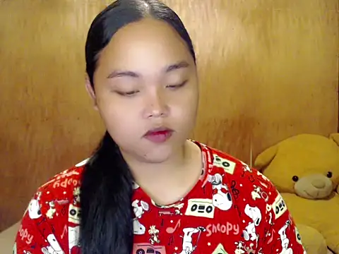 Snapshot of _Lylia chatting on October 16, 2025, 11:50 pm Lylia online show from October 16, 2025, 11:50 pm