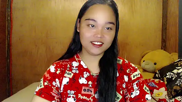  Lylia online show from November 10, 2025, 5:45 pm