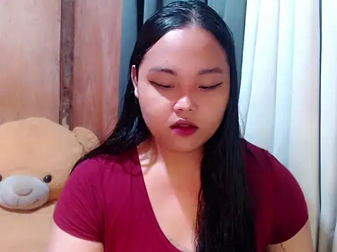  Lylia online show from January 14, 2026, 8:58 pm