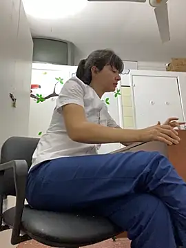 aphrodite sexy online show from October 17, 2025, 4:42 pm