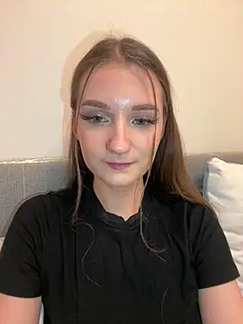 AdelinaEmber online show from November 13, 2025, 5:12 pm