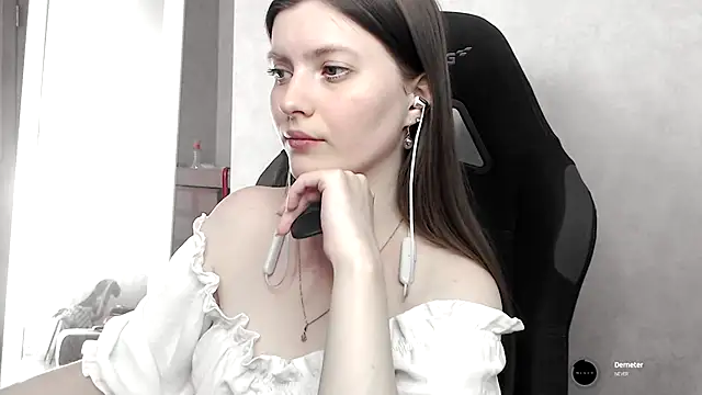 Snapshot of cute_elfy_ chatting on September 12, 2025, 2:06 pm cute elfy online show from September 12, 2025, 2:06 pm