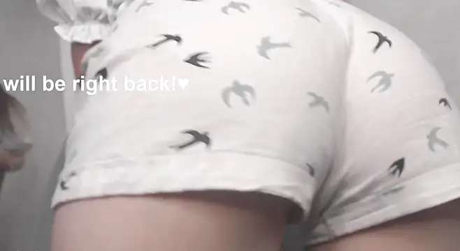 Snapshot of cute_elfy_ chatting on December 18, 2025, 1:17 pm cute elfy online show from December 18, 2025, 1:17 pm