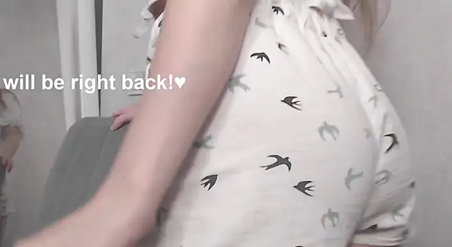 Snapshot of cute_elfy_ chatting on January 17, 2026, 2:33 pm cute elfy online show from January 17, 2026, 2:33 pm