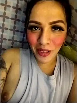 Snapshot of enoria1992 chatting on February 9, 2026, 9:13 am enoria1992 online show from February 9, 2026, 9:13 am