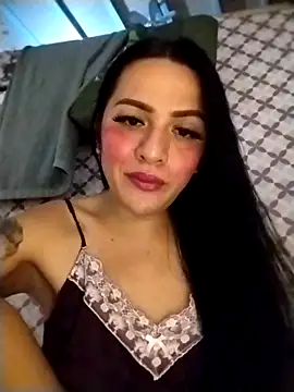 Snapshot of enoria1992 chatting on February 11, 2026, 2:11 pm enoria1992 online show from February 11, 2026, 2:11 pm