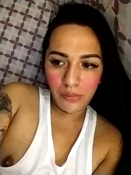 Snapshot of enoria1992 chatting on February 20, 2026, 12:18 am enoria1992 online show from February 20, 2026, 12:18 am