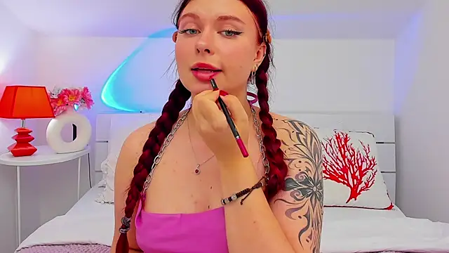 LizyBex online show from July 11, 2026, 12:19 pm