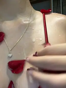 Nikii   online show from September 23, 2025, 12:35 am