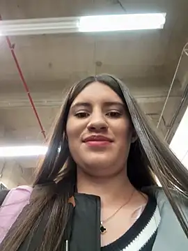 Snapshot of Isabella21_ chatting on February 1, 2026, 1:26 am Isabella21 online show from February 1, 2026, 1:26 am