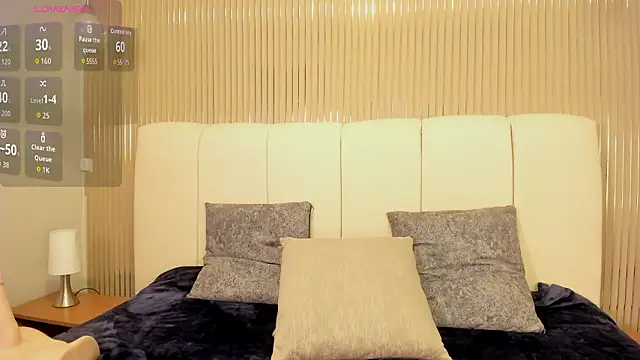 estefanyy  online show from March 12, 2026, 4:40 am