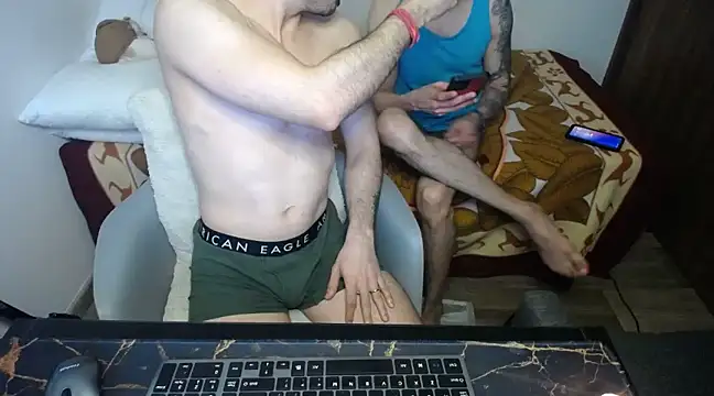 Snapshot of bossking017 chatting on February 11, 2025, 1:51 pm bossking017 online show from February 11, 2025, 1:51 pm