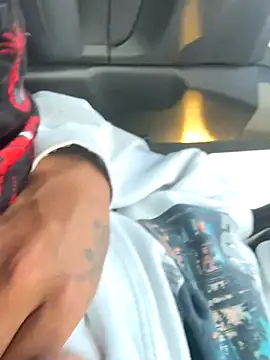 Snapshot of edddy23 chatting on September 26, 2025, 3:05 pm edddy23 online show from September 26, 2025, 3:05 pm