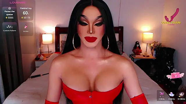 Snapshot of xQueenElektrax chatting on September 22, 2025, 1:40 am xQueenElektrax online show from September 22, 2025, 1:40 am