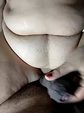 Snapshot of only-injoy chatting on February 4, 2026, 2:50 am only-injoy online show from February 4, 2026, 2:50 am