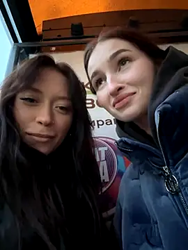 Snapshot of SnappyHappy chatting on November 21, 2025, 12:59 pm SnappyHappy online show from November 21, 2025, 12:59 pm