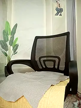 Lam-Di online show from November 7, 2025, 9:15 pm