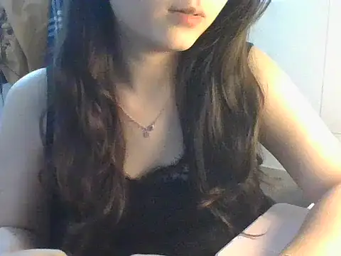 Snapshot of Linzly chatting on October 25, 2025, 3:14 am Linzly online show from October 25, 2025, 3:14 am