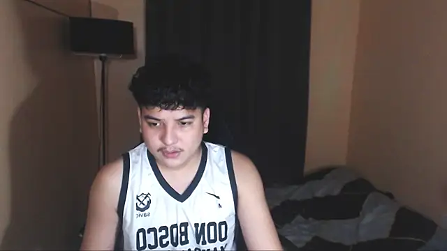 Snapshot of Prince_Killian chatting on October 15, 2025, 10:37 am Prince Killian online show from October 15, 2025, 10:37 am