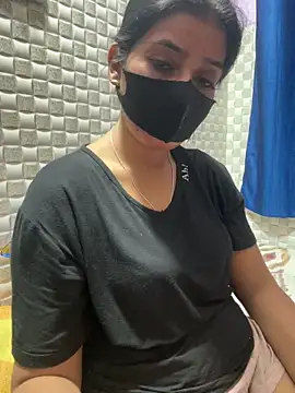 Hot Jaanvi  online show from April 5, 2026, 5:10 pm