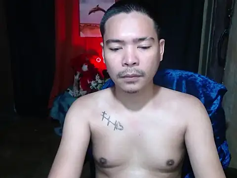 MANIACasianX online show from April 4, 2026, 3:42 pm