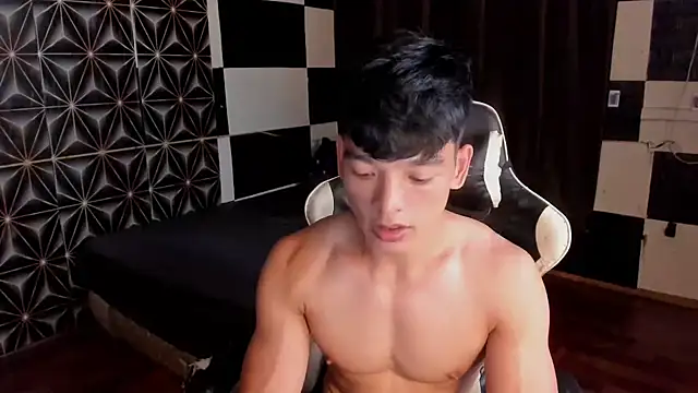 Snapshot of AsianHotBODYY chatting on December 4, 2025, 7:39 am AsianHotBODYY online show from December 4, 2025, 7:39 am