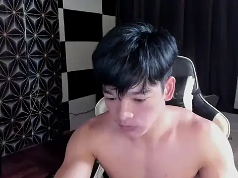 Snapshot of AsianHotBODYY chatting on February 7, 2026, 12:14 am AsianHotBODYY online show from February 7, 2026, 12:14 am