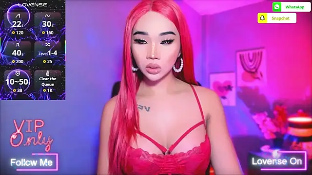 TriciaCumLoader online show from February 11, 2026, 7:52 pm