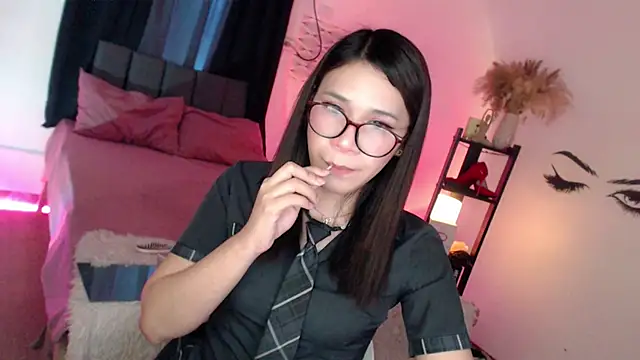 Veniceseduction online show from September 23, 2025, 6:38 am