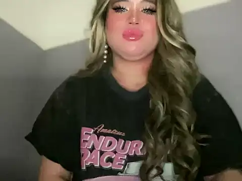 Snapshot of Naughtyrosecum chatting on September 23, 2025, 6:55 pm Naughtyrosecum online show from September 23, 2025, 6:55 pm